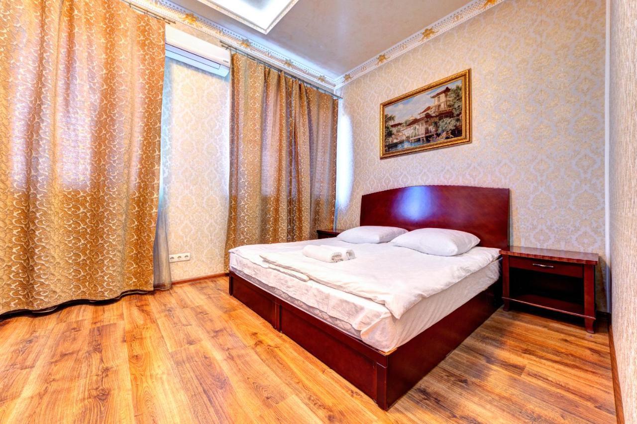 Hotel Kiev Lomakin Exteriör bild