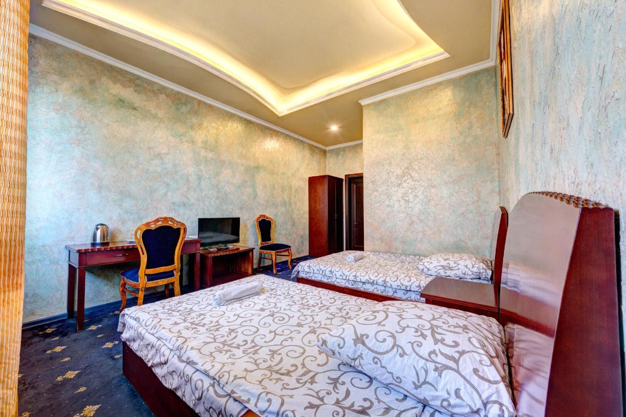 Hotel Kiev Lomakin Exteriör bild